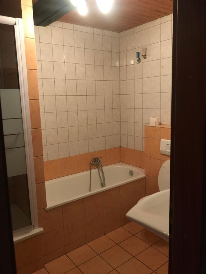 Bs West Appartement Alvesse Buitenkant foto